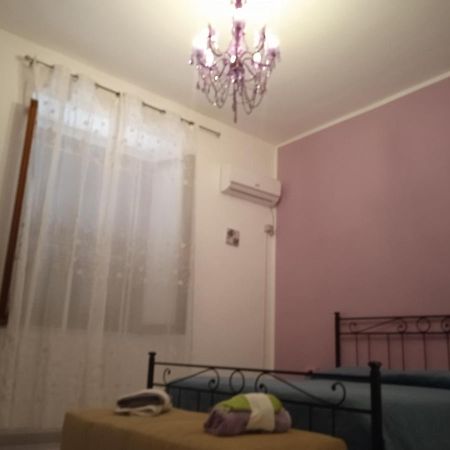 I Tre Leoni Affittacamere Civitavecchia Dış mekan fotoğraf